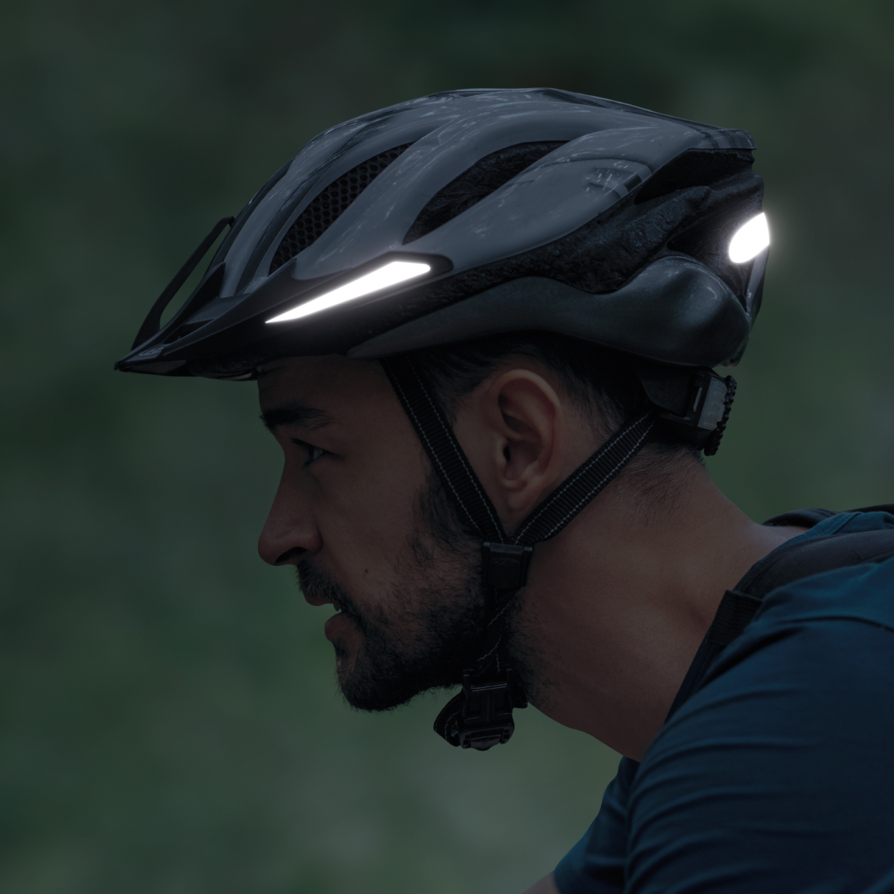 B REFLECTIVE Eco MULTI Kit 12 autocollants rétro réfléchissants Visibilité  de nuit Adhésif universel Stickers pour Vélo / Casque / Poussette / Jouets  Noir